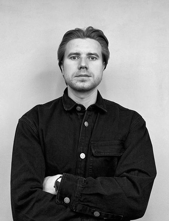 Сотрудник Иван